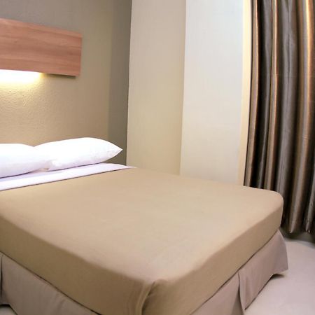 The Center Suites Cebu Luaran gambar
