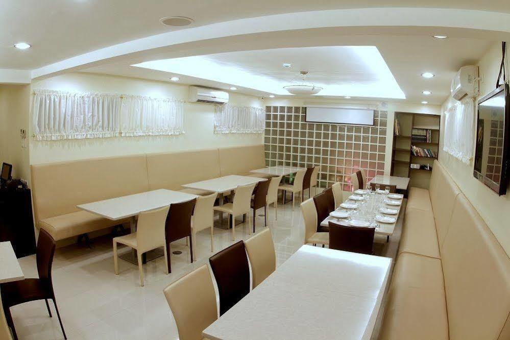 The Center Suites Cebu Luaran gambar
